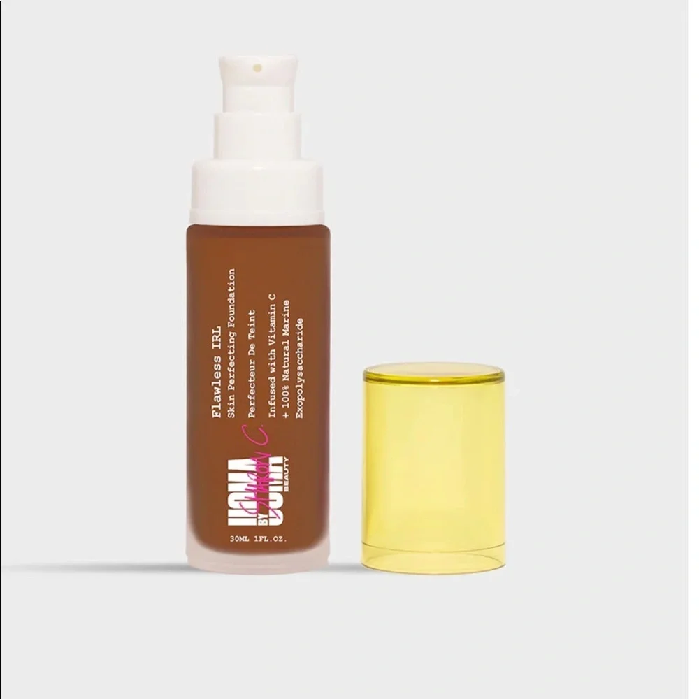 🆕BUNDLE UOMA BY SHARON C FOUNDATION BRONZE VENUS T-6